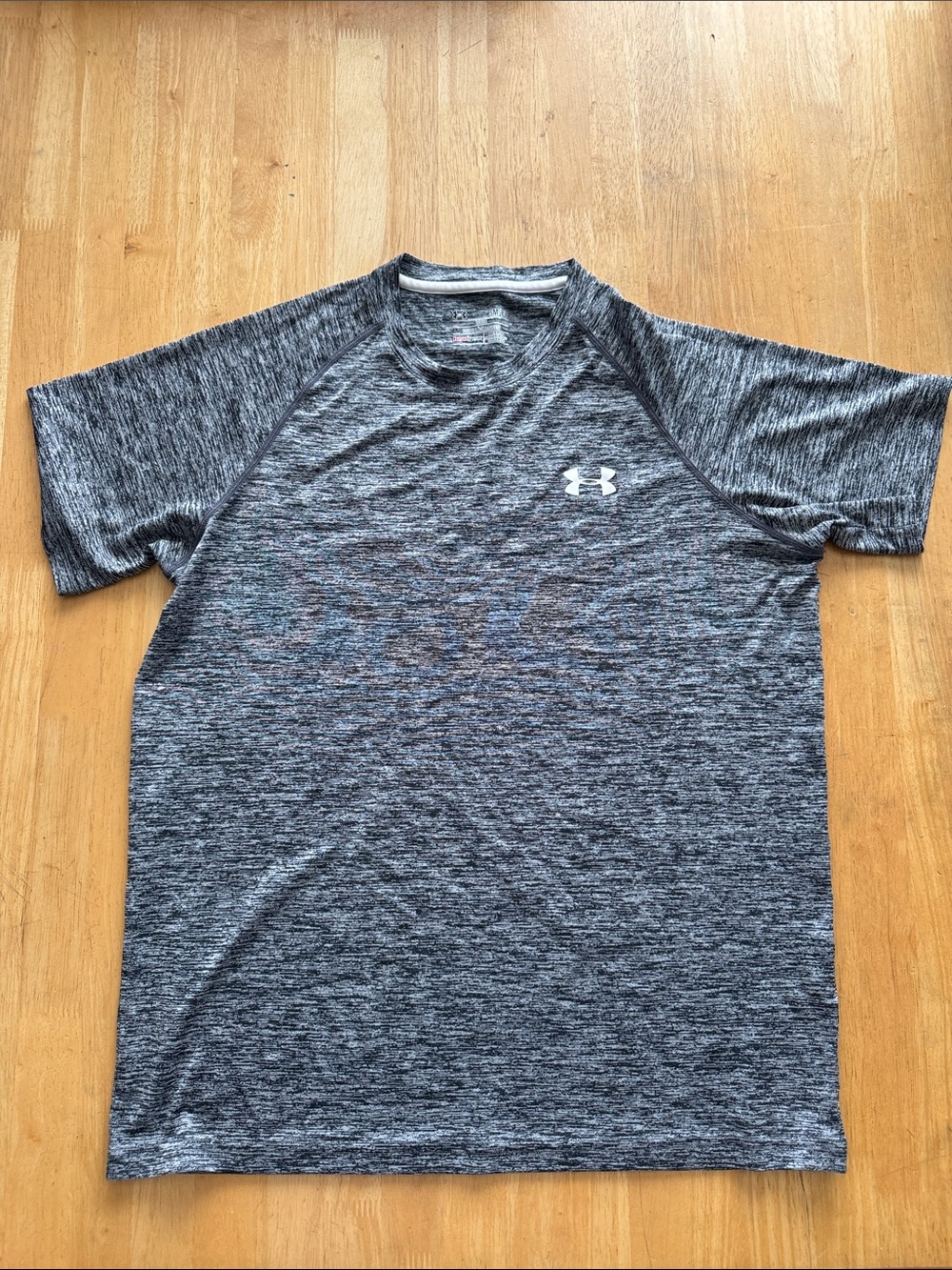 Under Armour Men's Black Heather Performance Short Sleeve Tee